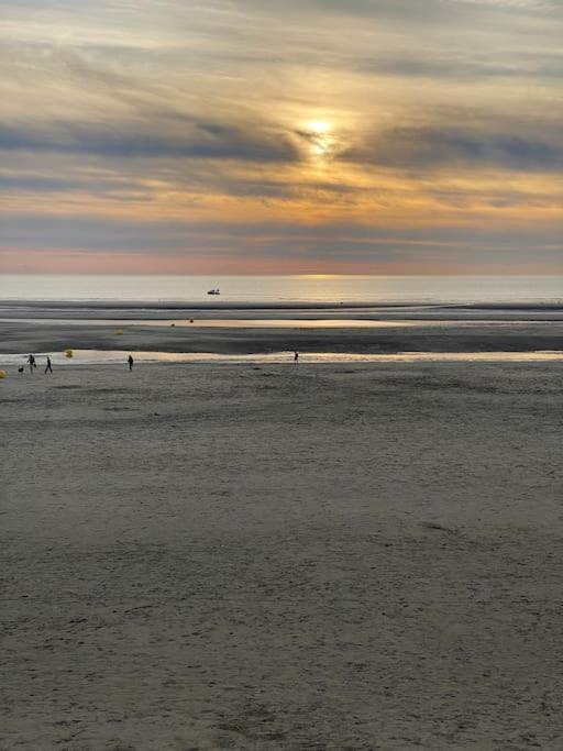 Les Familles A La Mer Merlimont Luaran gambar